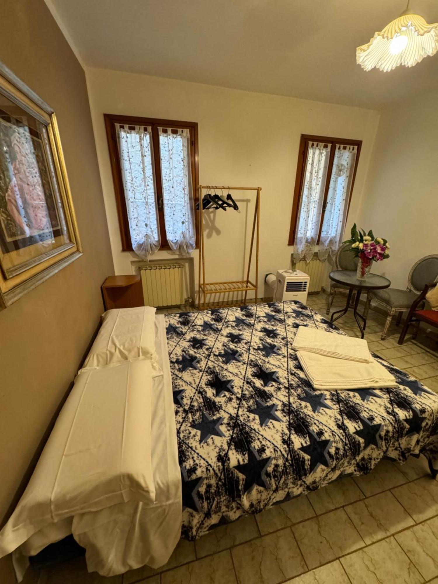 The Wolf House Otel Venedik Dış mekan fotoğraf